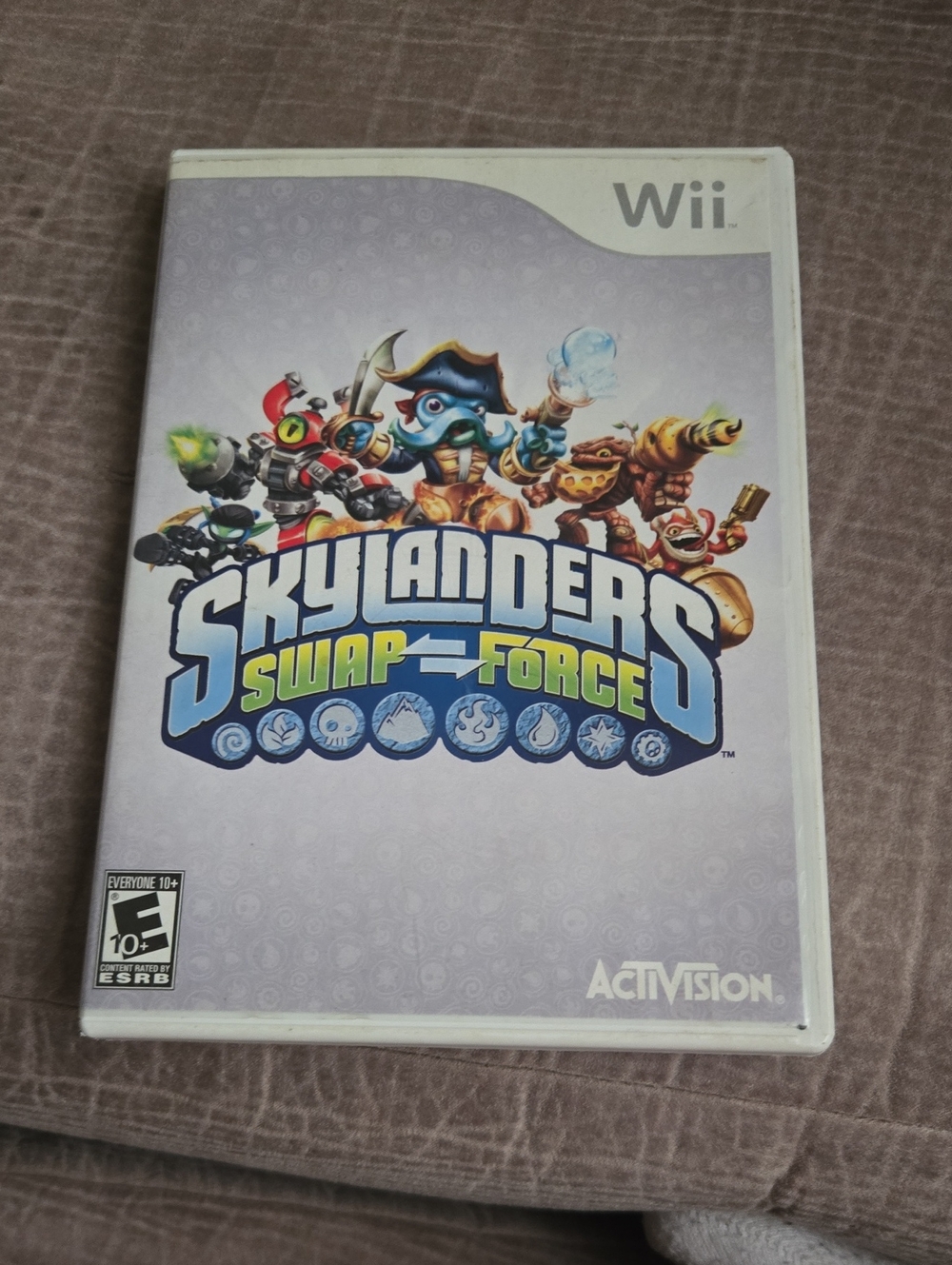 Wii Game Case with Colorful Cover Art